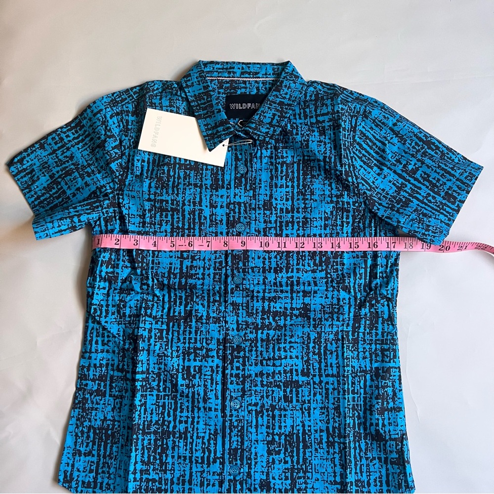 Wildfang The Essential Button Up Shirt Short Sleeves Weaves Blue XS - Picture 5 of 9